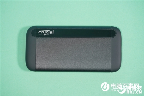 速度達(dá)1GB/s！英睿達(dá)X8移動SSD 2TB圖賞：4寸手機(jī)大小