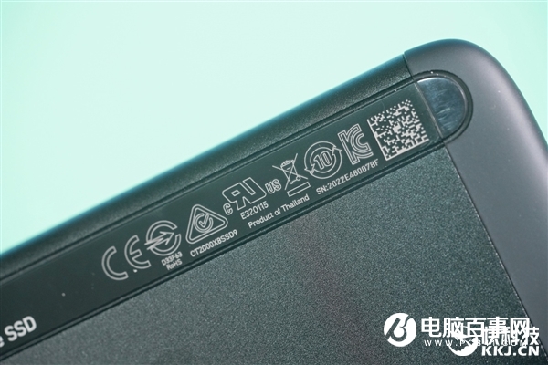 速度達(dá)1GB/s！英睿達(dá)X8移動SSD 2TB圖賞：4寸手機(jī)大小
