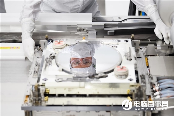 ASML：廣泛理解從荷蘭向中國客戶提供光刻機 無需出口許可證