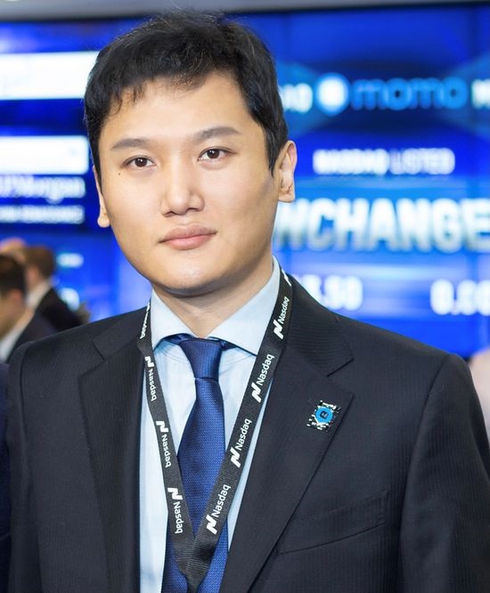 陌陌：總裁兼 COO 王力接替創(chuàng)始人唐巖擔(dān)任公司新任 CEO