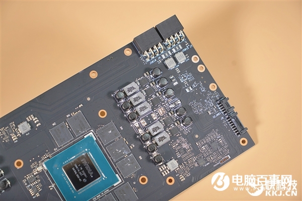軍工用料硬派風 華碩TUF RTX 3070 GAMING圖賞