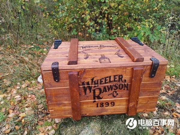惠勒·勞森定制版鏢客機(jī)箱