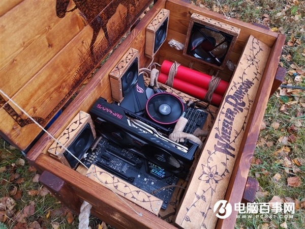惠勒·勞森定制版鏢客機(jī)箱