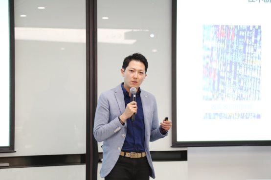 國(guó)雙石承泰：知識(shí)圖譜融合軟硬廣數(shù)據(jù)，助力企業(yè)制勝營(yíng)銷