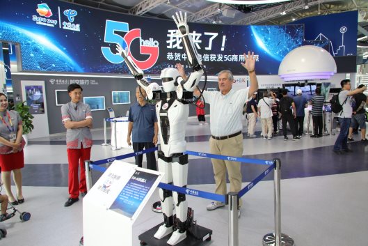 砥礪前行十九載 紅色基因永傳承 中國(guó)電信北京公司啟航“云改數(shù)轉(zhuǎn)”新征程
