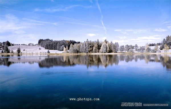 PS調(diào)出風(fēng)景照片漂亮的藍調(diào)紅外線效果