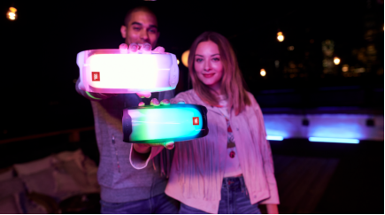 炫彩音質(zhì)，盡情脈動(dòng)  JBL PULSE4 音樂脈動(dòng)四代便攜式藍(lán)牙音箱