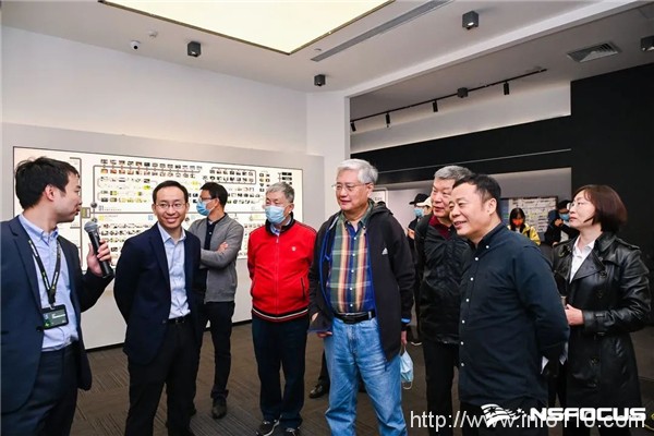 中國計算機學會計算機安全專委會專家蒞臨綠盟科技西南總部基地參觀調(diào)研