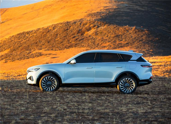 嵐圖第二款車型廣州車展亮相！或定位MPV 增程/純電都有