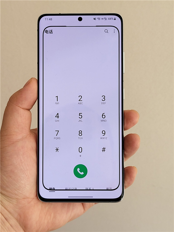 與小米12一樣同為小屏旗艦！三星Galaxy S22曝光：驍龍8平臺、直屏