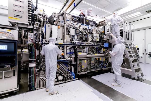 光刻機(jī)供應(yīng)商 ASML:歡迎并大力支持《歐洲芯片法案》