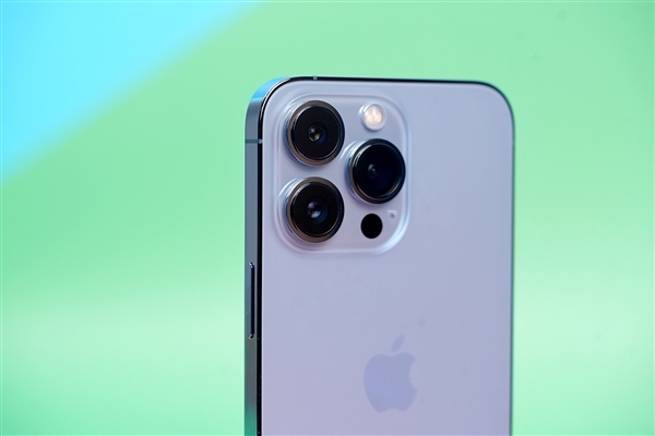 iPhone 15有望搭載！蘋果自研基帶有驚喜：信號或比高通還好