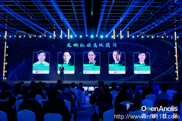 群擎并舉，眾芯共魂，龍蜥立于云智融合潮頭聚力共筑產(chǎn)業(yè)未來